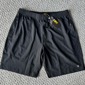 Lightweight Shorts with Zipper Pockets -Black